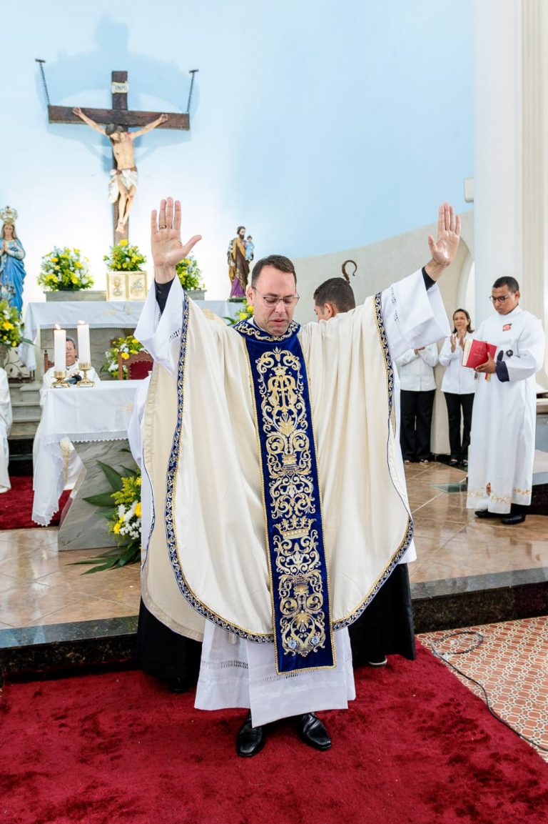 Neosacerdote Fernando Fraga