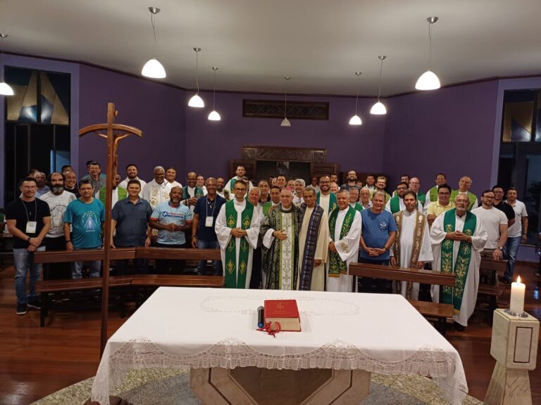 Encontro de Formação Permanente reúne padres da CNBB Regional Leste 2